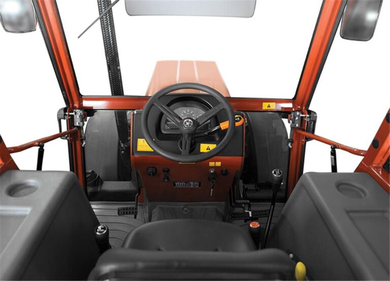 TÜMOSAN 6050 Tractor