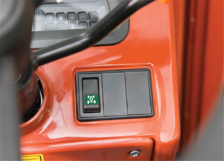 TÜMOSAN 8085 Tractor